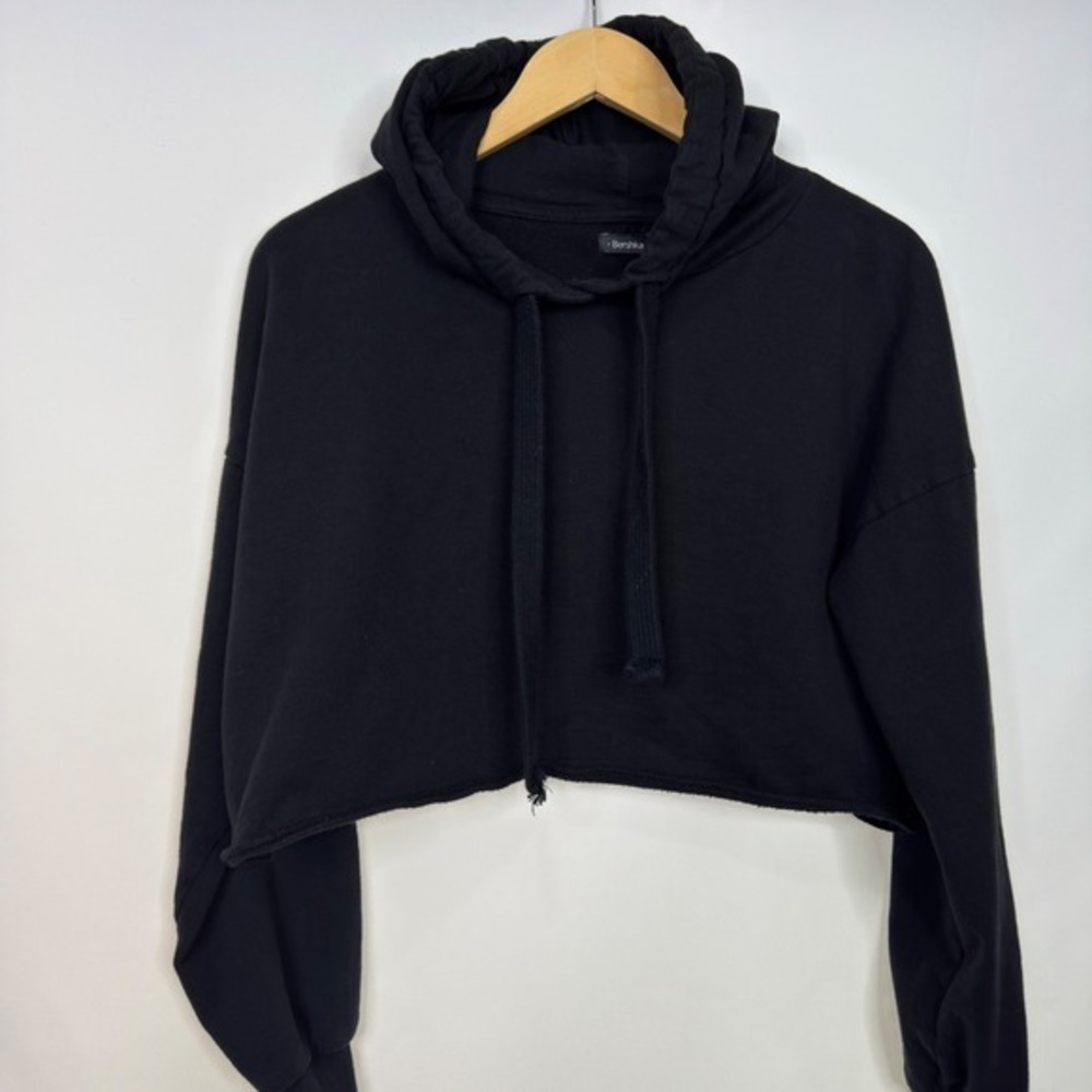 Bershka Womens Black Cropped Hoodie Raw Hem Fleece Lined Sweatshirt Small - Picture 4 of 7